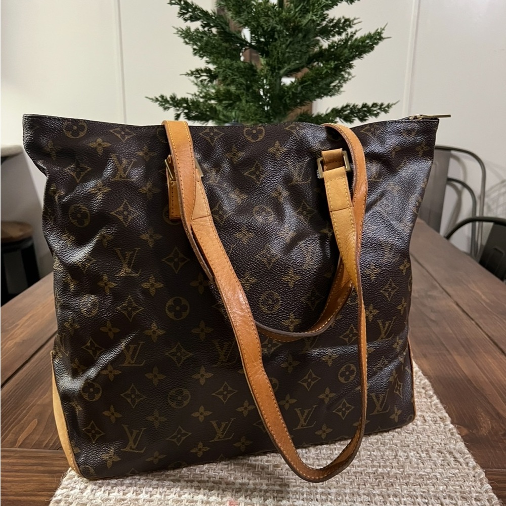 Louis Vuitton Cabas Mezzo